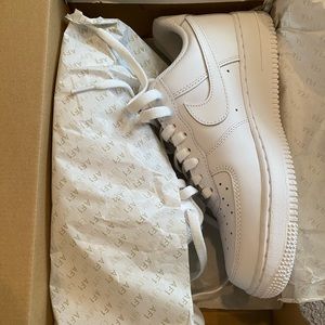 Nike Womens Air Force 1 ‘07 Sneakers NIB.